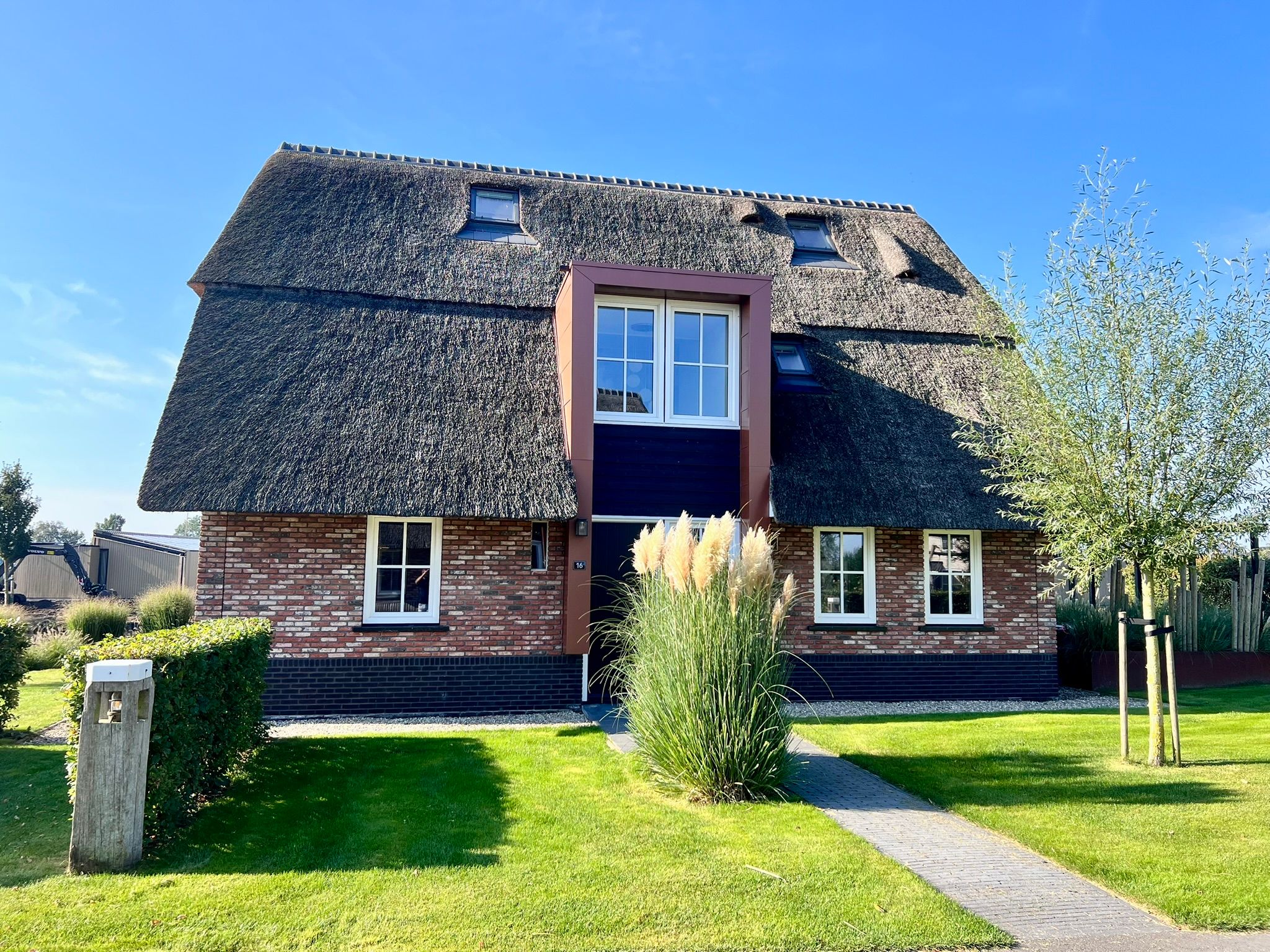 Djerreblom 16, Delfstrahuizen