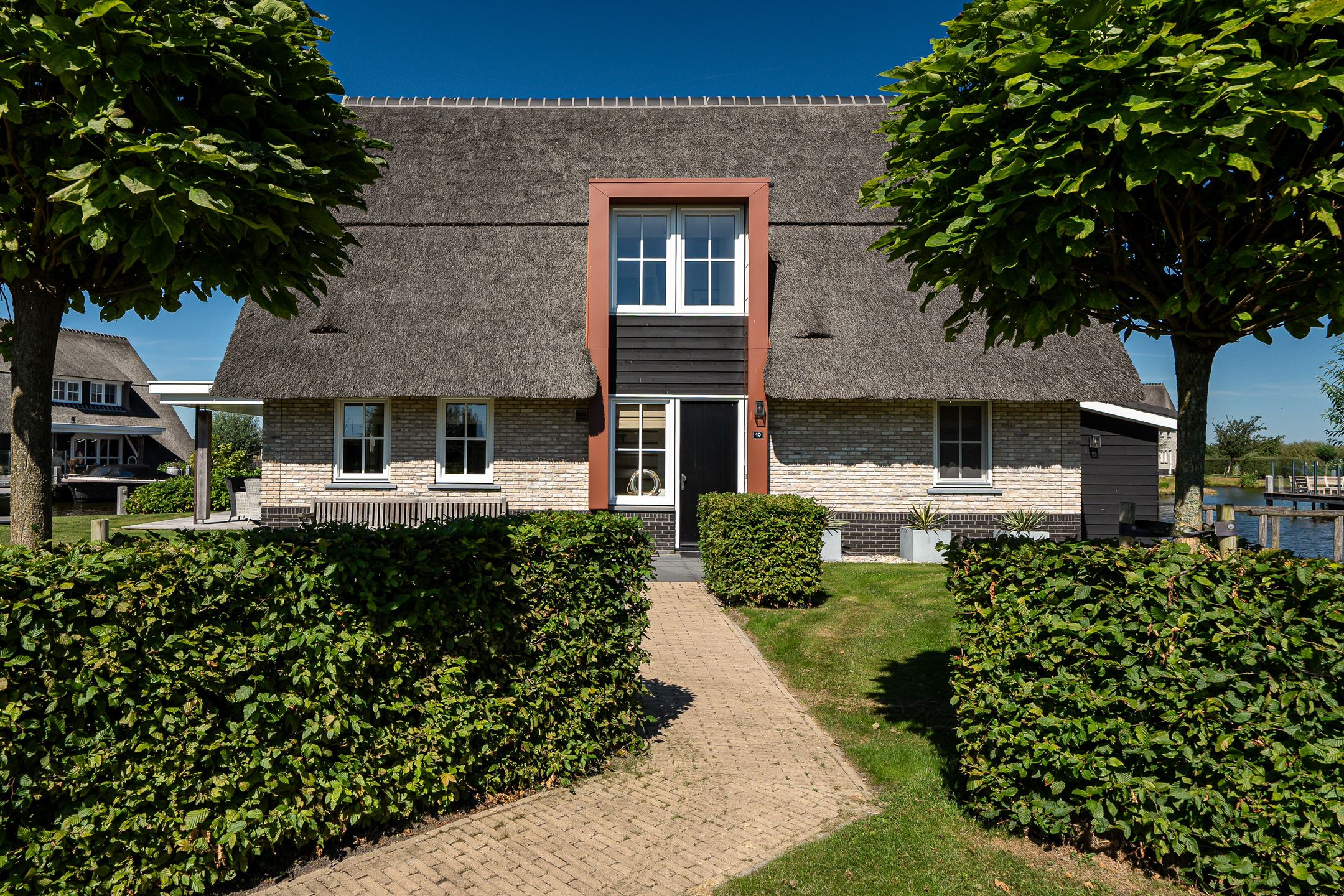 Djerreblom 19, Delfstrahuizen